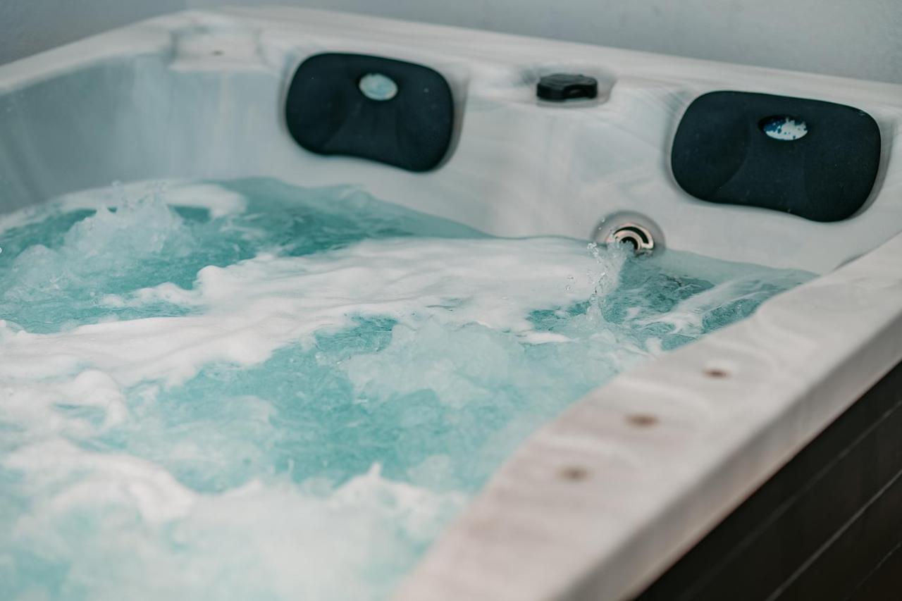 Suites With Magical View & Jacuzzi Atene Esterno foto