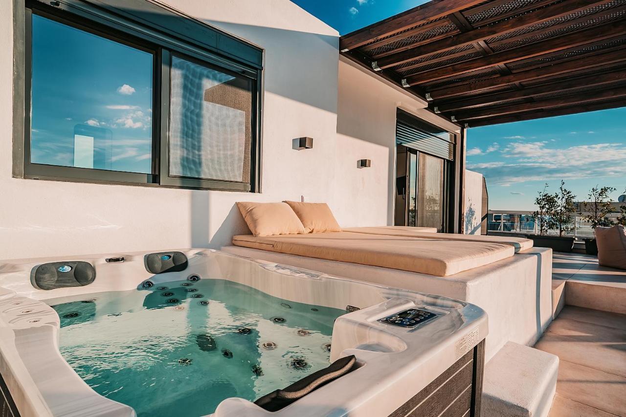 Suites With Magical View & Jacuzzi Atene Esterno foto