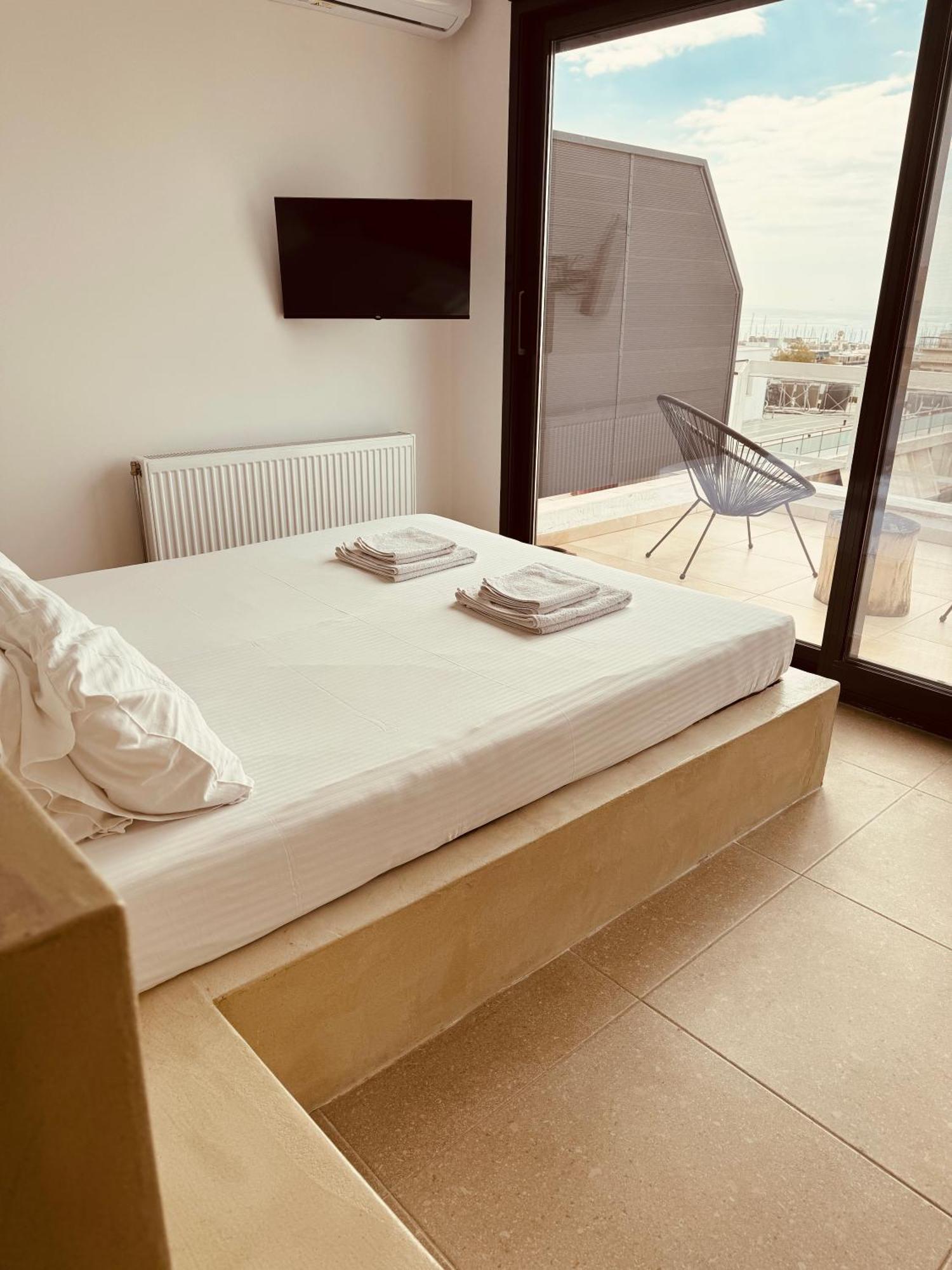 Suites With Magical View & Jacuzzi Atene Esterno foto